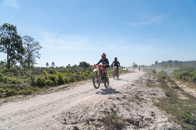 Half Day Siem Reap Off-Road Ride Tour - Starting in Siem Reap with a proper safety briefing