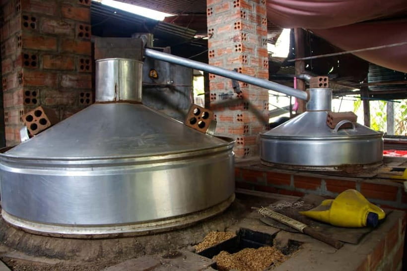Handicraft tour/rice paper,/rice wine/bat cave Sun Set - Key points to know before booking