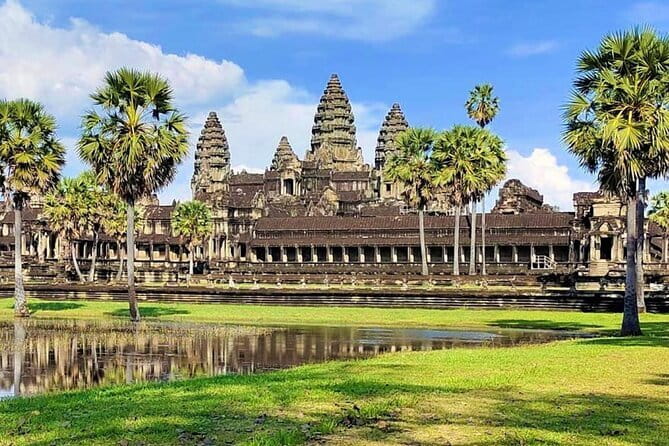 Highlight of Angkor Temples 6 Days Cambodia Tour - Is $827.10 per person good value?
