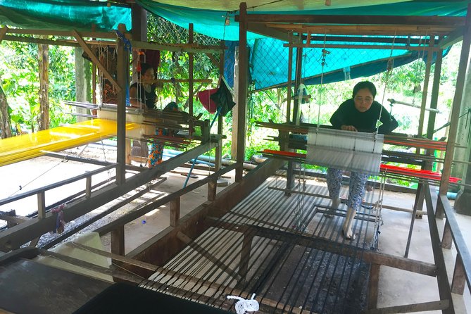 Island Community Life in Phnom Penh - Getting to Silk Island by private vehicle and ferry