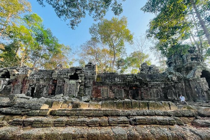 Journey Through Time: Grand Tours with professional photographers - Banteay Srei, the small temple with fine carving