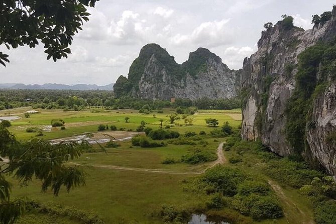 Kampong Trach Off-Roads - Windy Mountain brings the best views