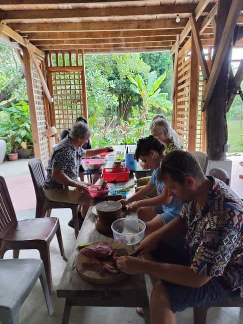 Kampot Countryside: Authentic Khmer Cooking Class - From Kampot market to a Khmer family kitchen