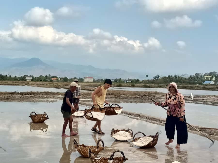 Kampot Countryside include Pepper farm, Salt field & Lake - Morning or afternoon: choose the right departure