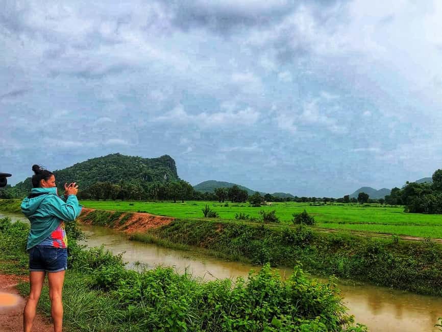 Kampot: Pepper Farm Tours, Salt, Lake & Phnom Chhngok Temple - Booking details worth knowing