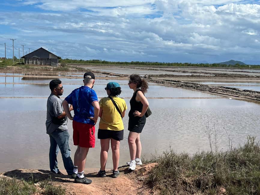 Kampot Pepper & Kep/Crab Market Tours: Salt, Secret lake - Kep beach and old town before returning to Kampot