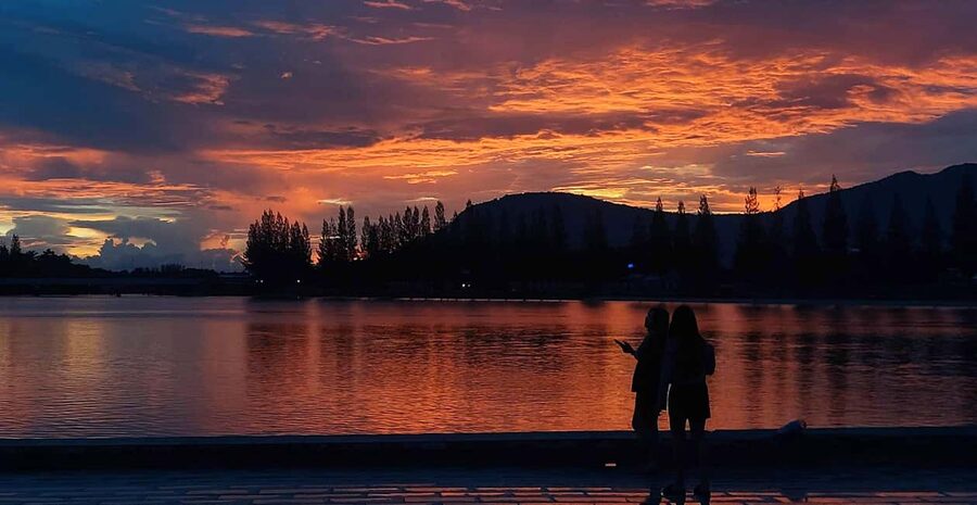 Kampot: Sunset Walking Tour - Starting at Monkey Republic at 5pm