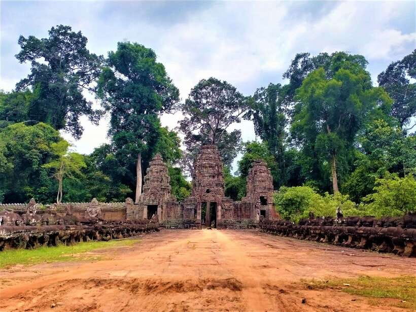 Kbal Spean Trekking Tour with Banteay Srei & Landmine Museum - Should you book it?
