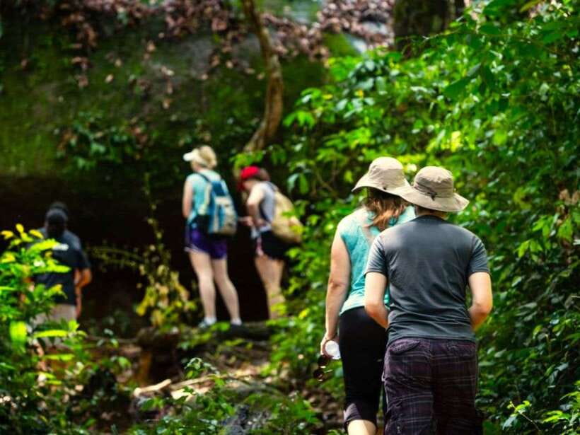 Kbal Spean Trekking Tour with Banteay Srei & Landmine Museum - Banteay Samre in 40 minutes