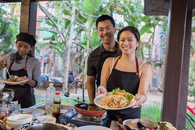 Khmer Cooking Class at a Local's Home in Krong Siem Reap - Timing, group size, and transport details