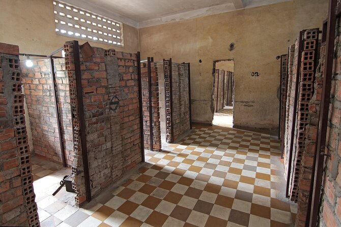 Killing Fields & Toul Sleng Genocide Museum Tickets With Tuk Tuk - Why these two sites matter in Phnom Penh