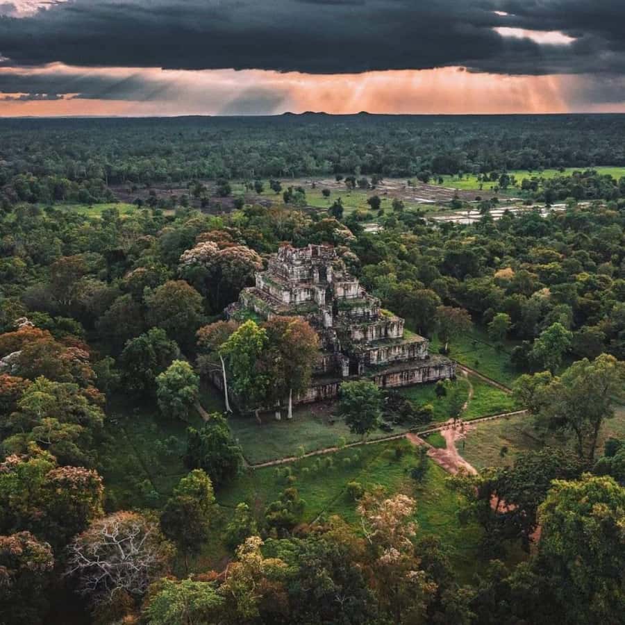 Koh Ker & Beng Mealea Temple Guided Tour - Practical ways to make the day better