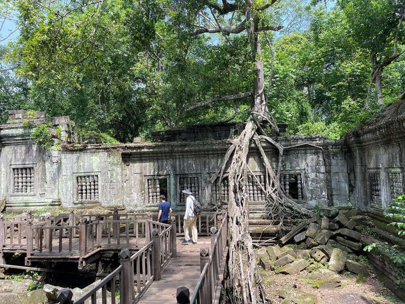 Koh Ker, Kulen Waterfall and Beng Mealea from Siem Reap - Lunch near Koh Ker and the price in real terms
