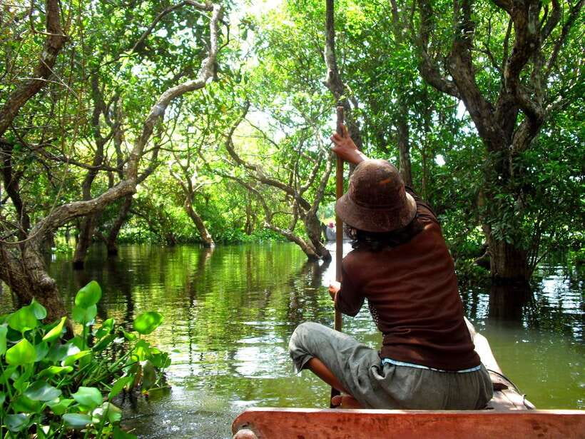 Kompong Phluk and Tonlé Sap Lake: Half-Day Tour - Why Kompong Phluk feels different from a standard Siem Reap outing