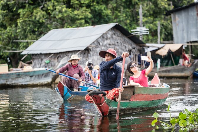 Kompong Phluk Floating Village Half-Day Tour ( Morning / Sunset ) - Arriving at Rolous Market