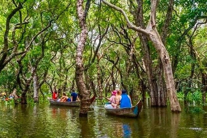 Kompong Phluk Floating village & Mangrove forest cruise - Leaving Siem Reap in an air-conditioned vehicle