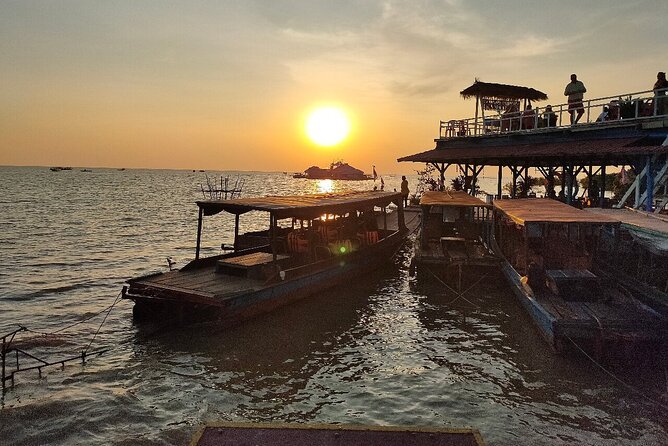 Kulen Elephant Forest and Tonle Sap Lake by Private Tour - Cruising through Kampong Phluk