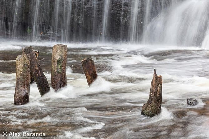 Kulen Mountain Beng Mealea and Tonle Sap Tour in Siem Reap - The 1,000 Lingas in the riverbed