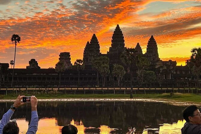 Kulen Mountain Beng Mealea and Tonle Sap Tour in Siem Reap - Kampong Phluk and the Tonle Sap boat ride