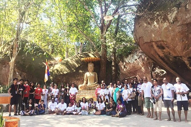 Kulen National Park Ticket -Waterfall & 1000 Lingas - Reading the 1000 Lingas in the river