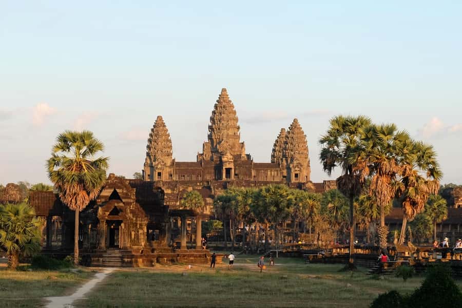 Luxury Private 2-Day Angkor Wat with English or German Guide - Key points at a glance