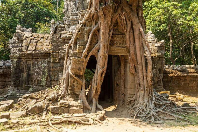 Luxury Private 2-Day Angkor Wat with English or German Guide - FAQ