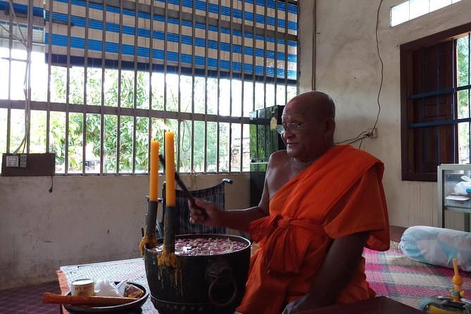 Monk Blessing Ceremony in Siem Reap - Getting ready for a blessing that leaves you soaked