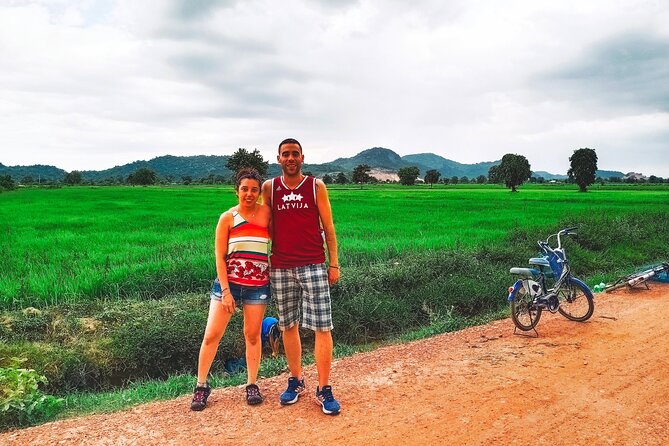 Morning Tour Bamboo Train, Ancient House, Local, Countryside - Day one: Ou Srauo Laou and the road into village life
