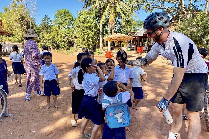 Morning Village & Countryside Bike Experience – Siem Reap - From Siem Reap streets to open rice fields