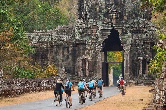 Motobike Countryside Adventure - Full day with lakeside lunch - Riding ability, comfort, and safety