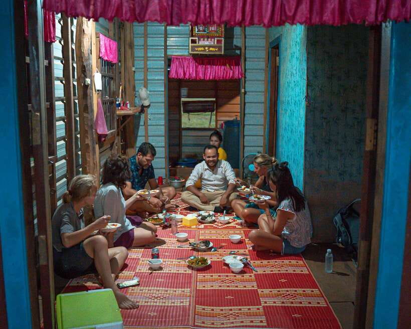 Old Siem Reap Sunset Food Tour by Tuk-Tuk - Who should book this evening?