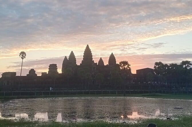 One Day Sunrise Private Tour at Angkorwat with Major Temples - Why the 4:45 a.m. start is worth it