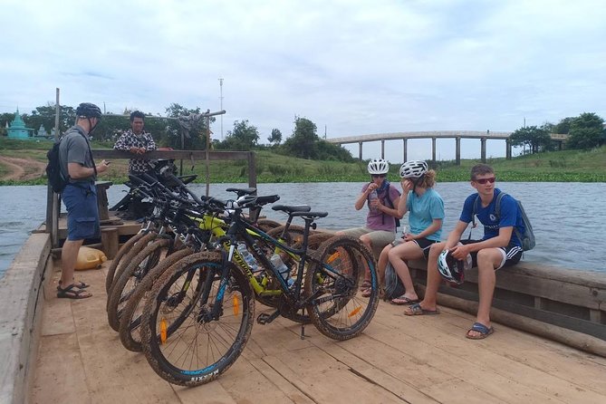 Oudong Mountain And Floating Village Cycle Tour - Floating villages, rice paddies, and fishing communities