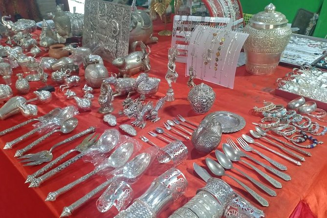 Oudong Mountain And Floating Village Cycle Tour - Fruit, water, and a Khmer lunch