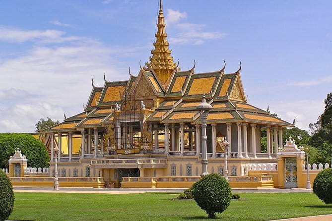 Oudong Temples & Phnom Prasith Private Tour from Phnom Penh - How the private format changes the day