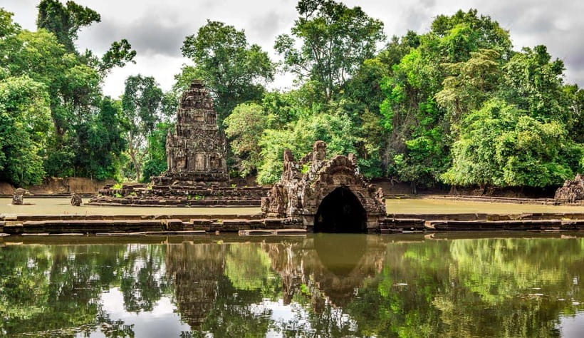 Phnom Bakheng Sunset Tour, Pre Rup, Neak Pean, Preah Khan - Who will enjoy this temple circuit most