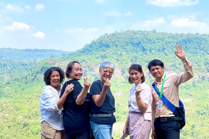 Phnom Kulen Waterfall and Banteay Srei Temple Tour from Siem Reap - Lunch at Romchong Angkor restaurant