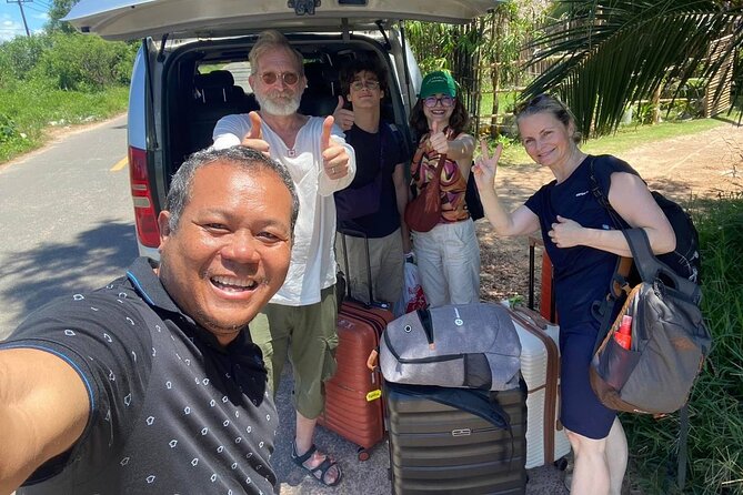 Phnom Penh Airport (KTI) to Siem Reap, Safe Reliable Taxi Driver - The drivers and the level of communication