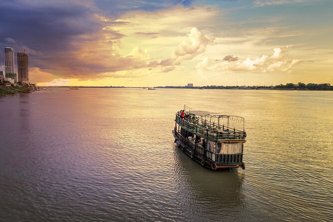 Phnom Penh Bike & Boat Sunset Tour / E-Bike Available - Why Mekong Island makes a good afternoon escape