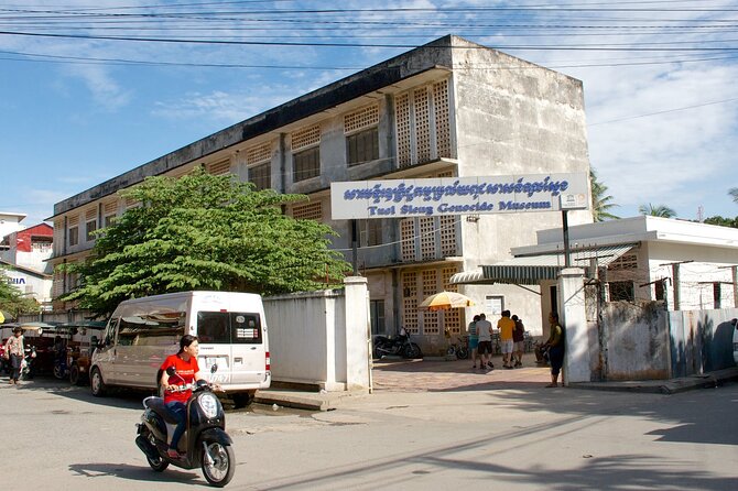 Phnom Penh Full Day Private Tour By Tuk Tuk or Taxi Car - National Museum’s Khmer art collection