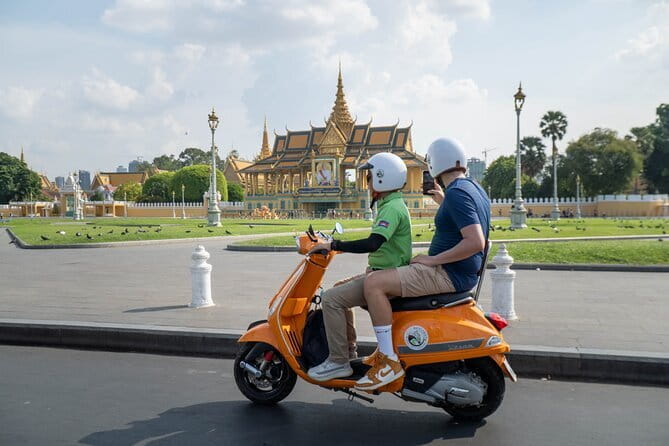 Phnom Penh: Highlights Tour Including National Museum - Key things to know before booking