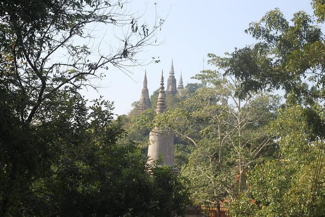 Phnom Penh: Highlights Tour Including National Museum - Price, extra fees, and overall value