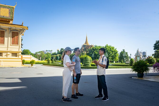 Phnom Penh Historical Tour - The Royal Palace and Silver Pagoda area
