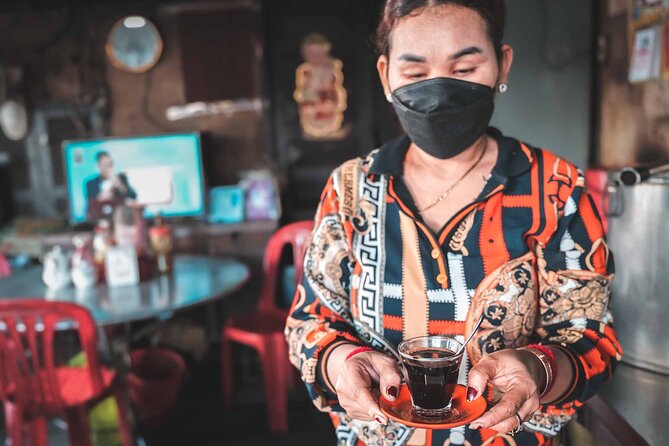 Phnom Penh Morning Market & Food Tour by Tuktuk - Includes All Food & Drinks! - What the tuk-tuk adds to the experience