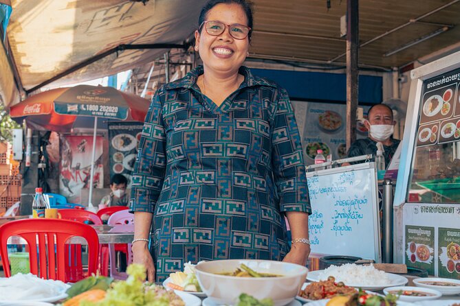 Phnom Penh’s Culinary Underground: Local Food Tour by Tuk-tuk - Unlimited Beer and a Final Drink