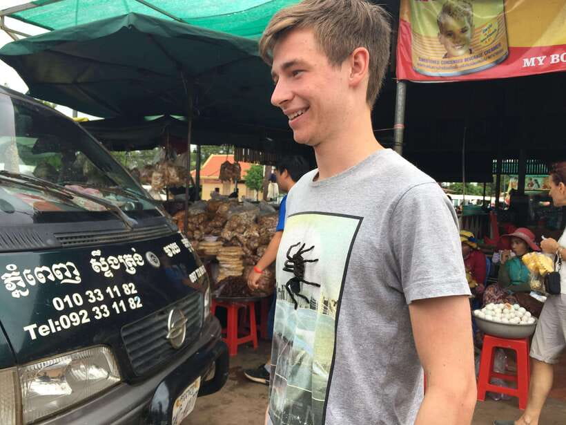 Phnom Penh - Siem Reap Road Transfer Plus Sightseeing - Kampong Kleang and the Tonle Sap fishing community