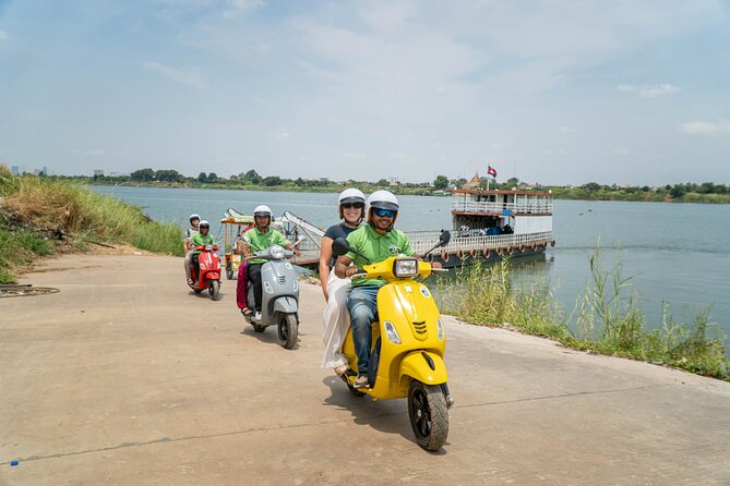 Phnom Penh Silk Island Vespa Tour / Tuk Tuk Available - Choosing Vespa or tuk tuk