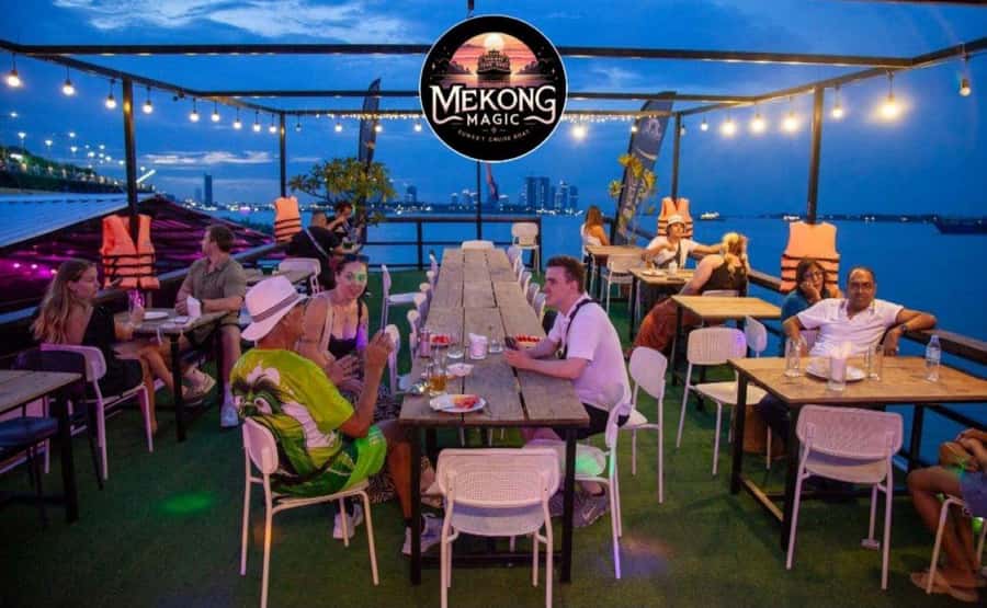 Phnom Penh: Sunset Cruise with Unlimited Beers & BBQ Buffet - Why this cruise works so well at sunset
