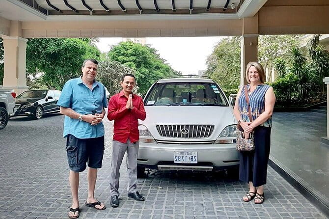 Phnom Penh to Sihanoukville by Private Car or Minivan - Breaks and photo stops along the way