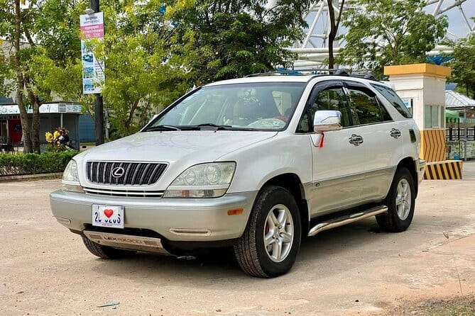 Phnom Penh to Sihanoukville Taxi - Safe & Private Car Transfer - What pickup feels like in Phnom Penh